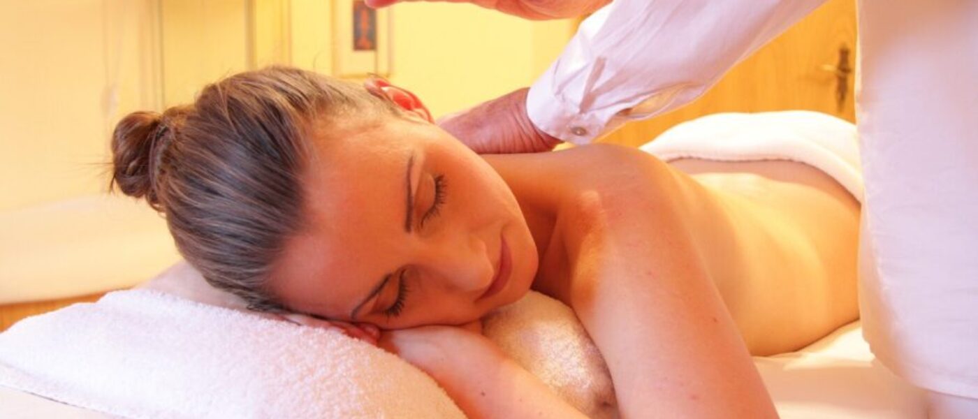 Comment_le_drainage_lymphatique_manuel_peut_améliorer_votre_bien_être_féminin_?